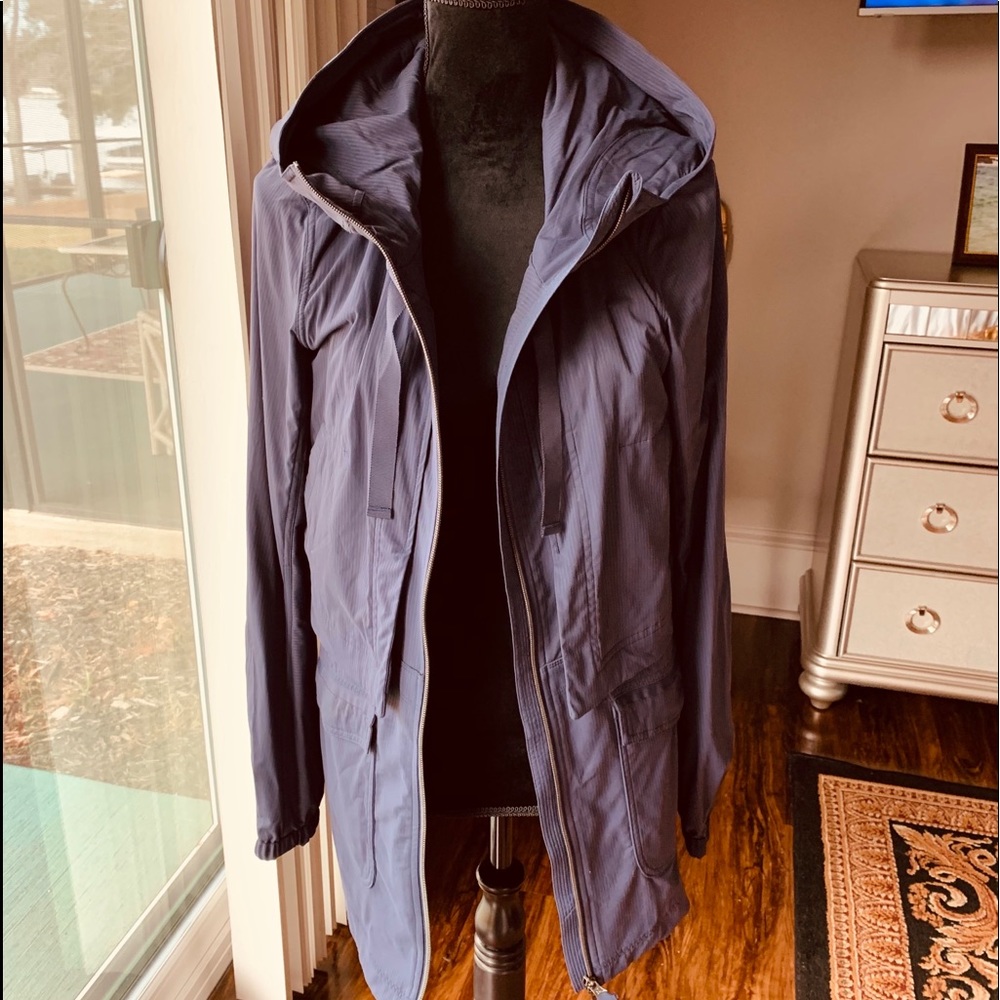 Lululemon RainCoat